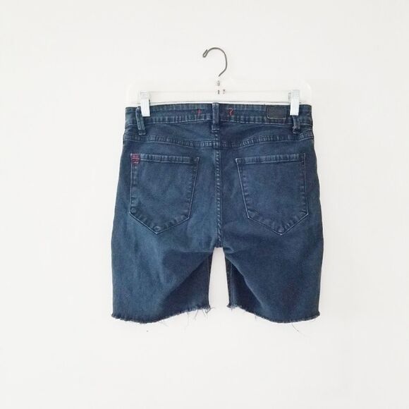 BDG cut off shorts raw hem dark denim wash - Picture 2 of 6